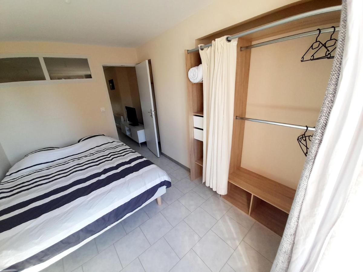 Animalier Apartment Joigny Luaran gambar