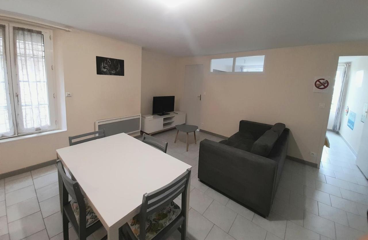 Animalier Apartment Joigny Luaran gambar