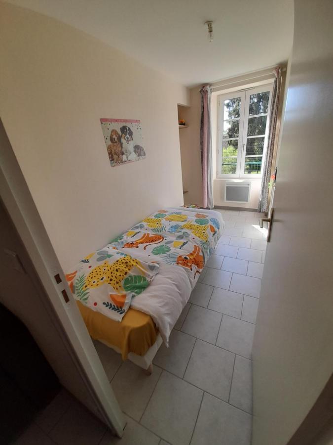 Animalier Apartment Joigny Luaran gambar